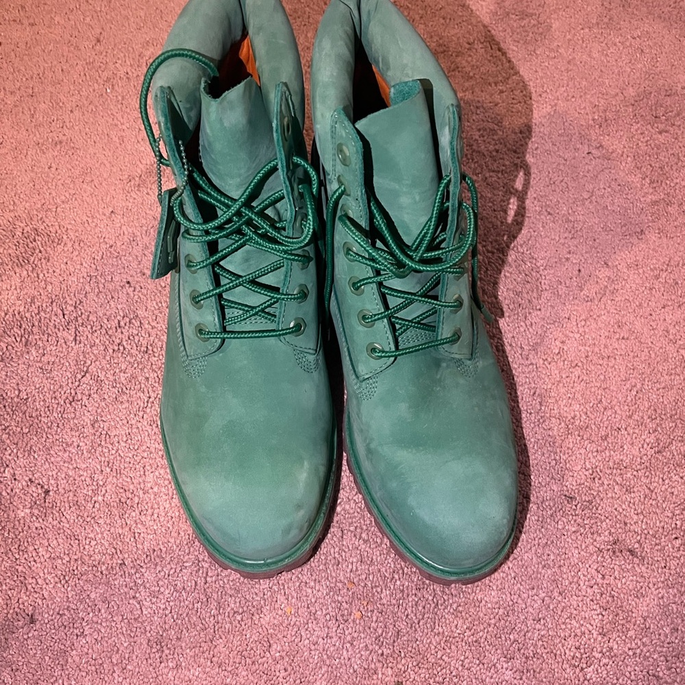 Timberland Green Nubuck Lace-Up Men's Boots - Picture 2 of 12